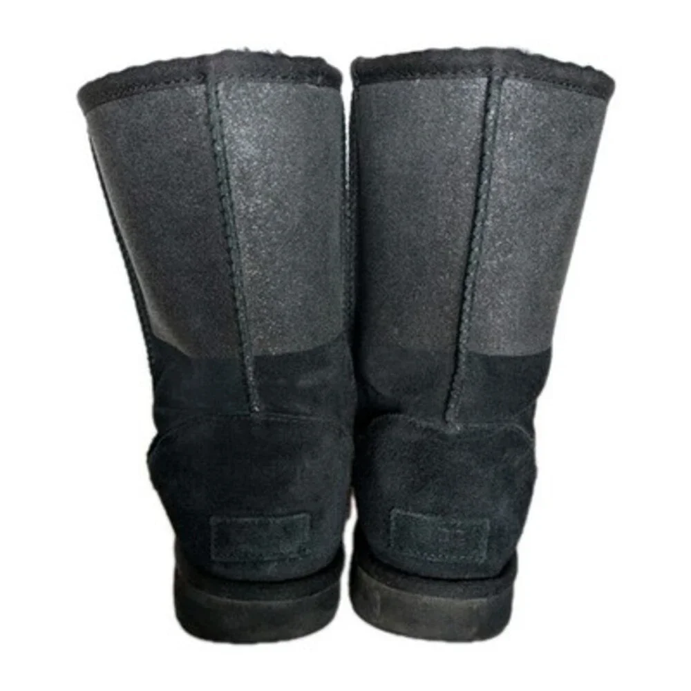 UGG Classic Short Sparkle Graphic Logo Black Suede Fur Boots Size 9 S/N Womens